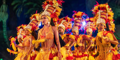 noches-de-fuego-en-tahiti-espectaculo-portaventura-1