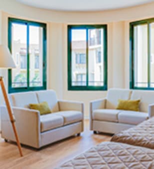 /content/rooms/JuniorSuiteHotelPortaventura/hotel-portaventura-habitacion-junior-suite-03