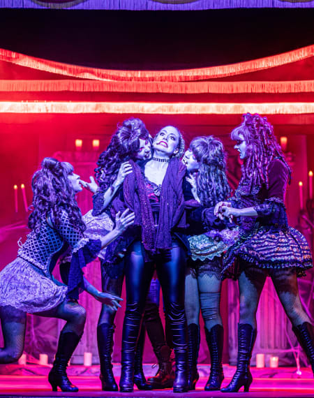 Vampires: the musical battle begins