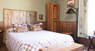 coloradoCreekCabanasImg