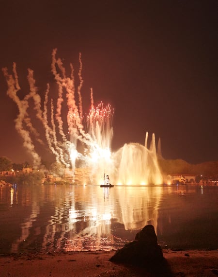 Horror en el Lago: los monstruos emergen de las aguas