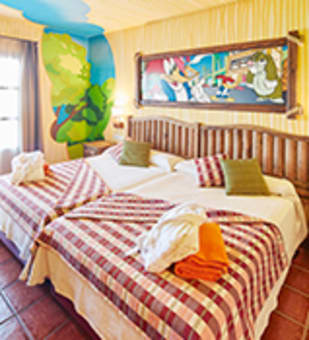 /content/rooms/DeluxeWoodyfriendsHotelElPaso/hotel-el-paso-habitacion-deluxe-woody-02