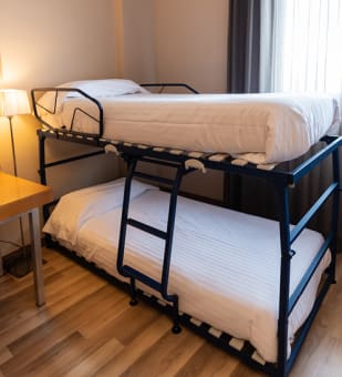 /content/rooms/SuiteHotelPortaventura/hotel-portaventura-habitacion-suite-03