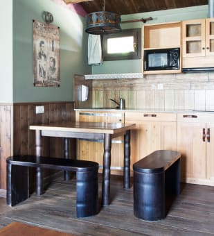 /content/rooms/RiverBungalowHotelColoradoCreek/hotel-colorado-creek-river-bungalow-03