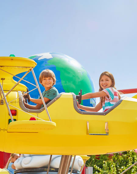 Flying Race, a race through the skies of Ferrari Land
