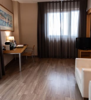/content/rooms/SuiteHotelPortaventura/hotel-portaventura-habitacion-suite-04