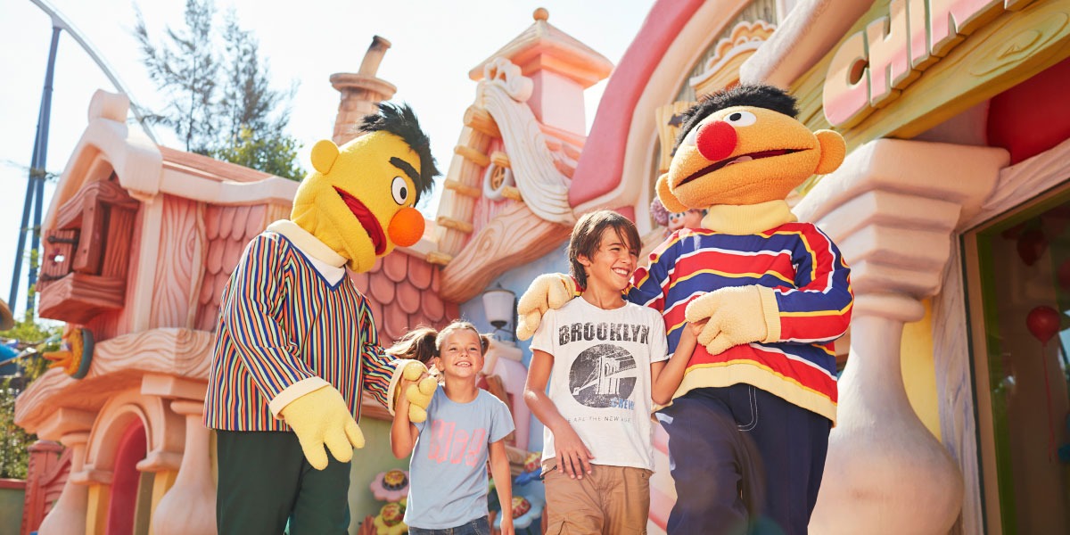 Niños en SésamoAventura con Epi y Blas