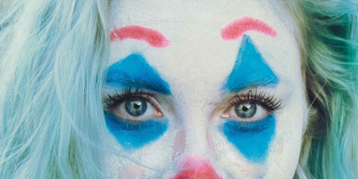 Chica pintada de payaso